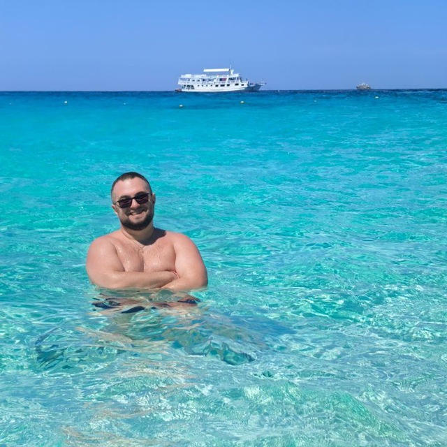 Евгений Гришанов